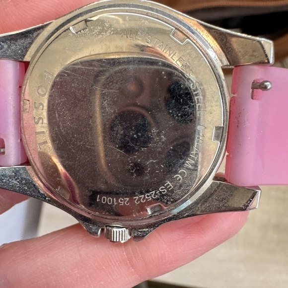 Fossil Pink Watch with Silver Details - Picture 7 of 9